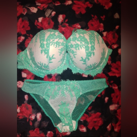 Victoria's Secret Set